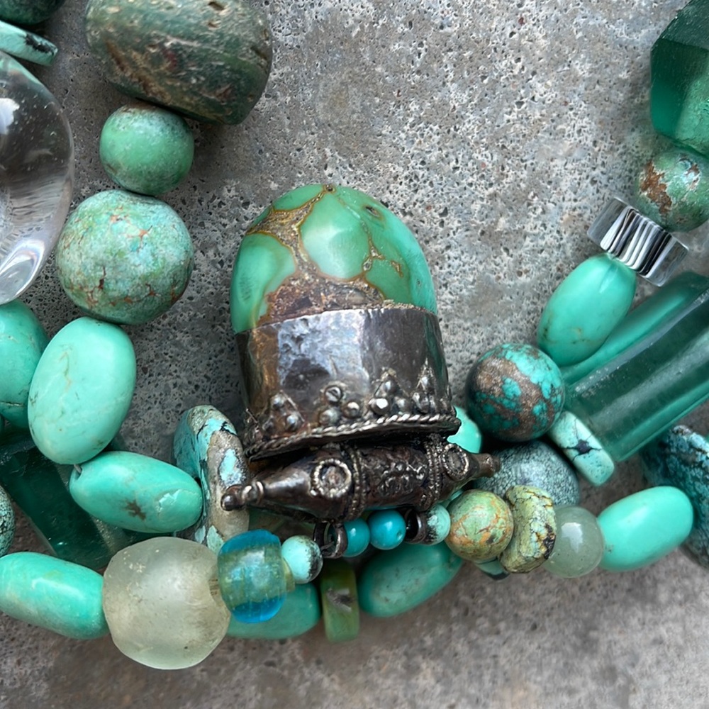 RARE Vintage Tibetan Turquoise & Jade Layered Necklace - Picture 8 of 15